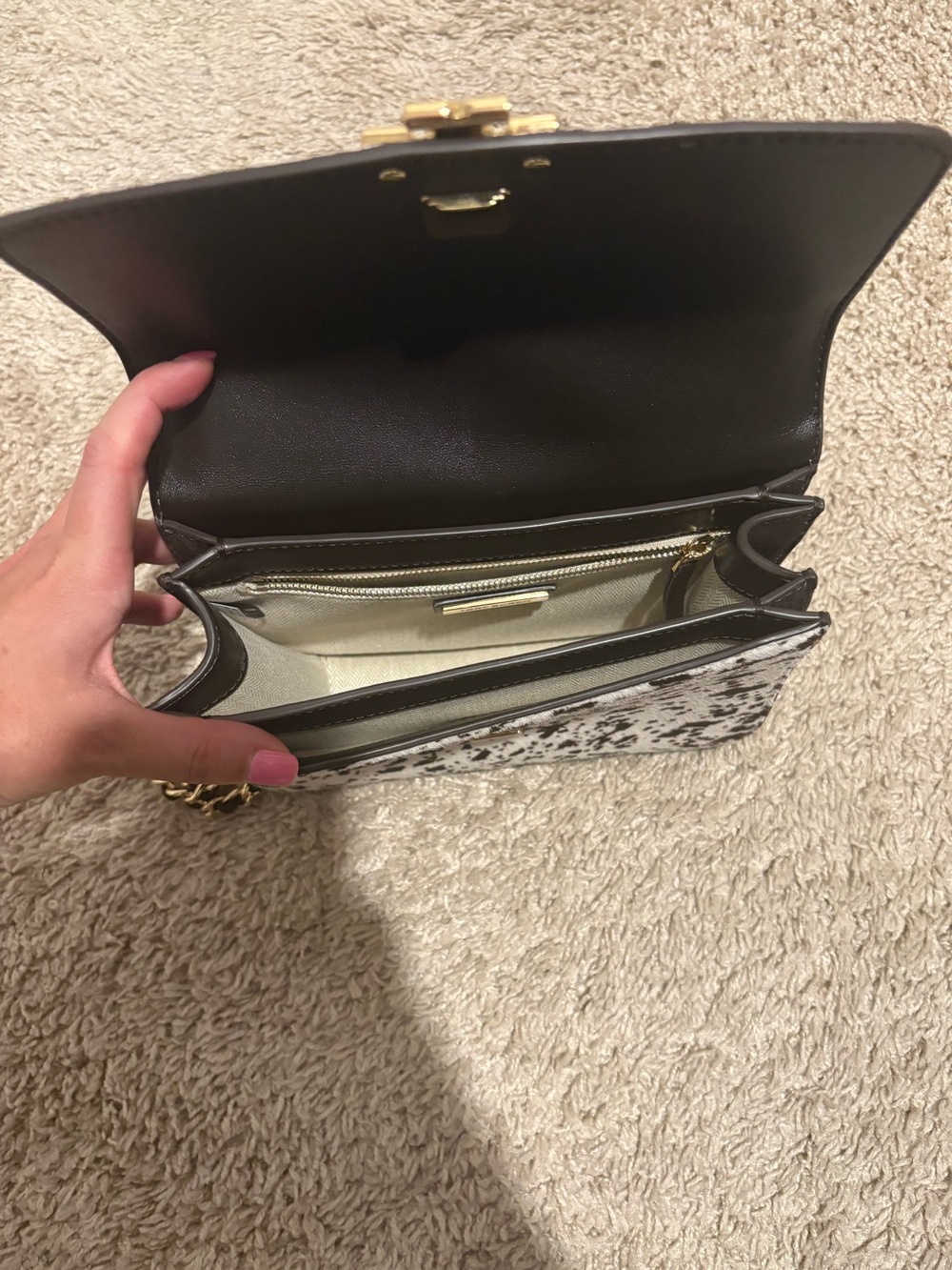 Tory Burch Black & White Speckled Chain Crossbody with Gold Hardware - Picture 3 of 3